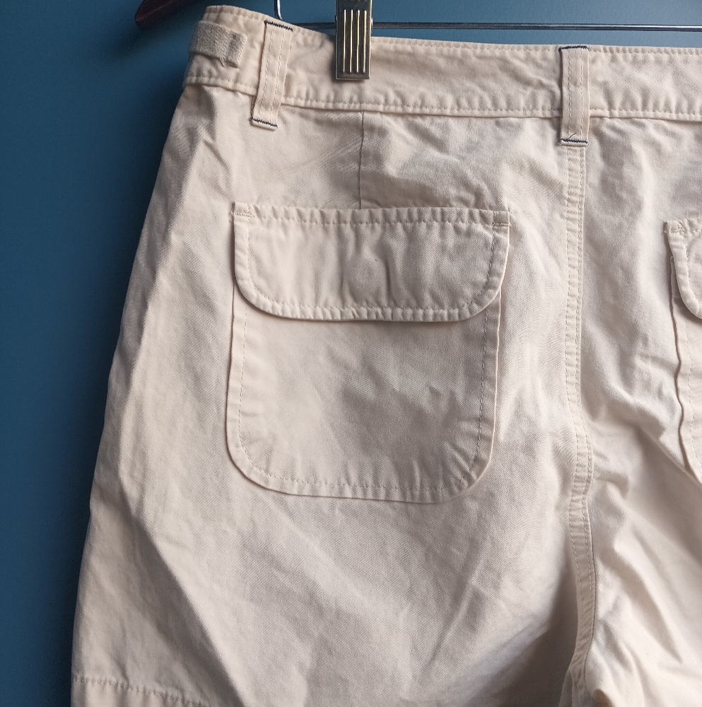GAP Cream Bermudas Relaxed Fit - Picture 13 of 14